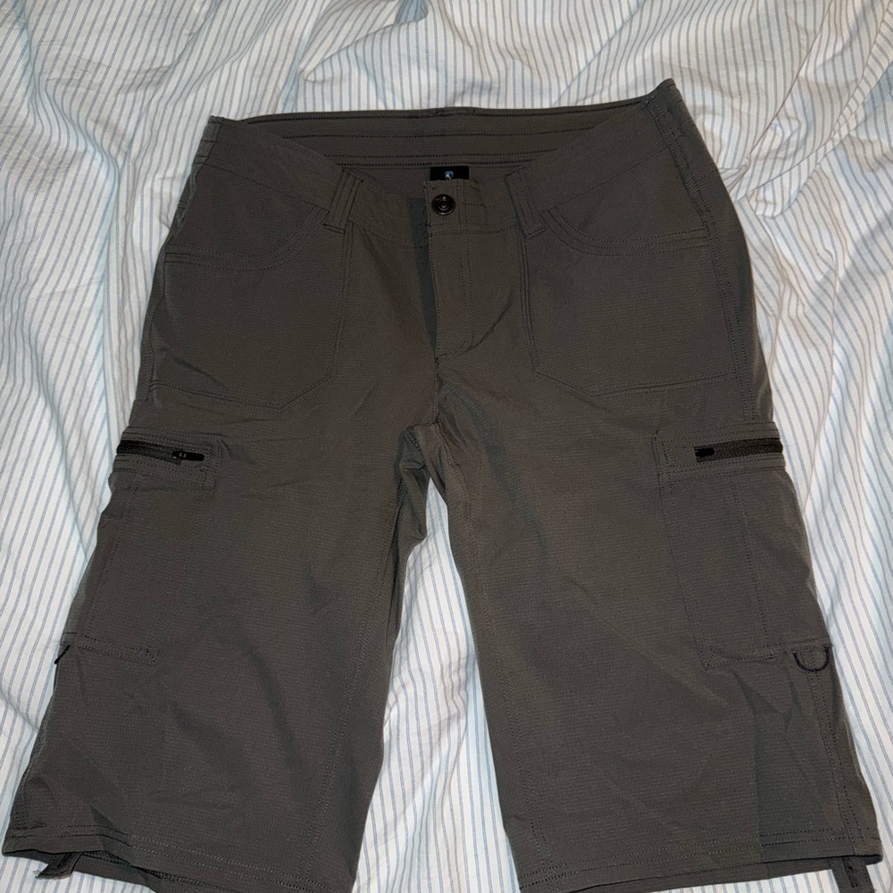 Women's Gray Cargo Shorts